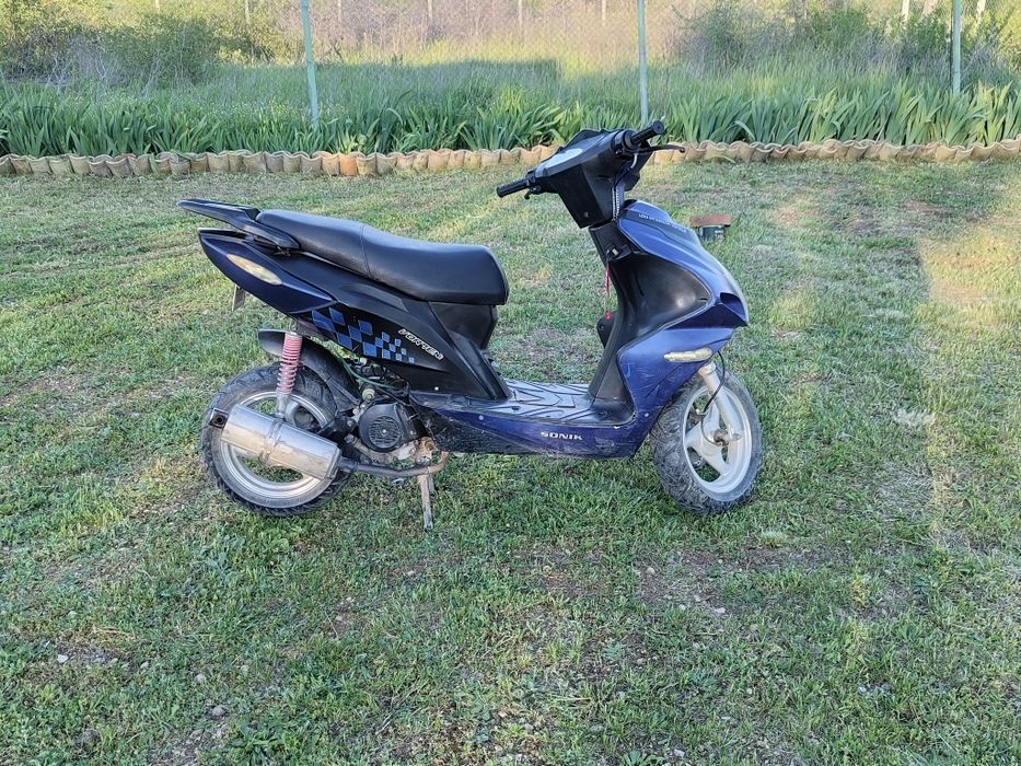 Продавам корейски скутер 50cc