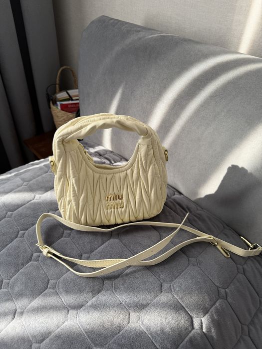 Сумка Miu Miu белая