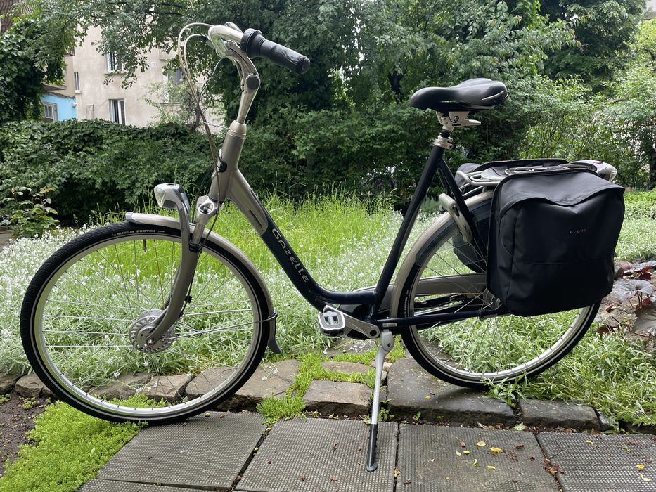 Gazelle orange gold line limited edition