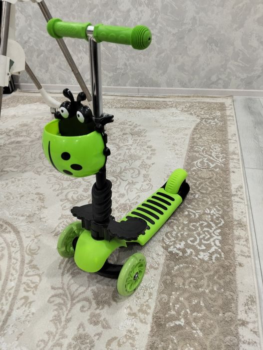 Продам детский самокат новый