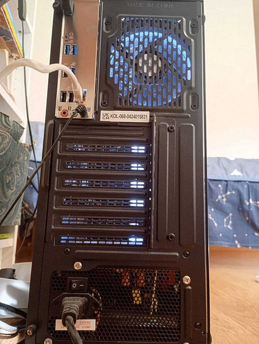 Компютър и монитор  ASRock CL27FF