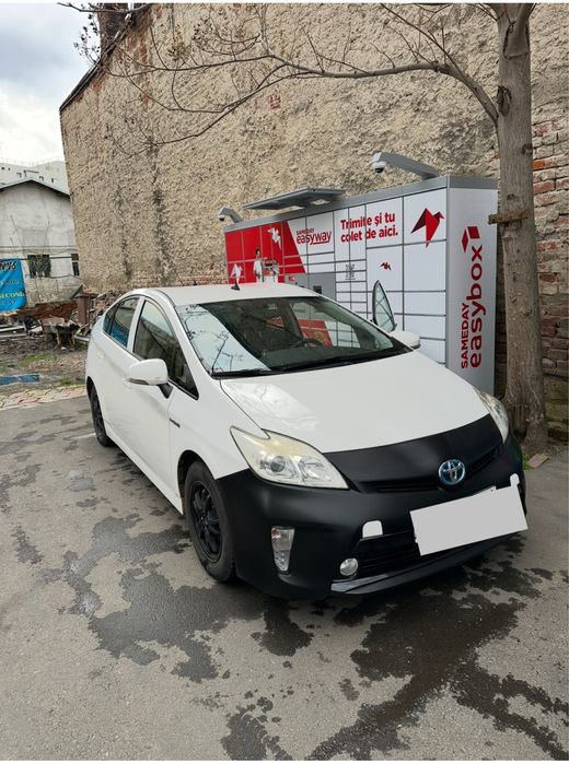 Vand toyota prius 2013 gpl
