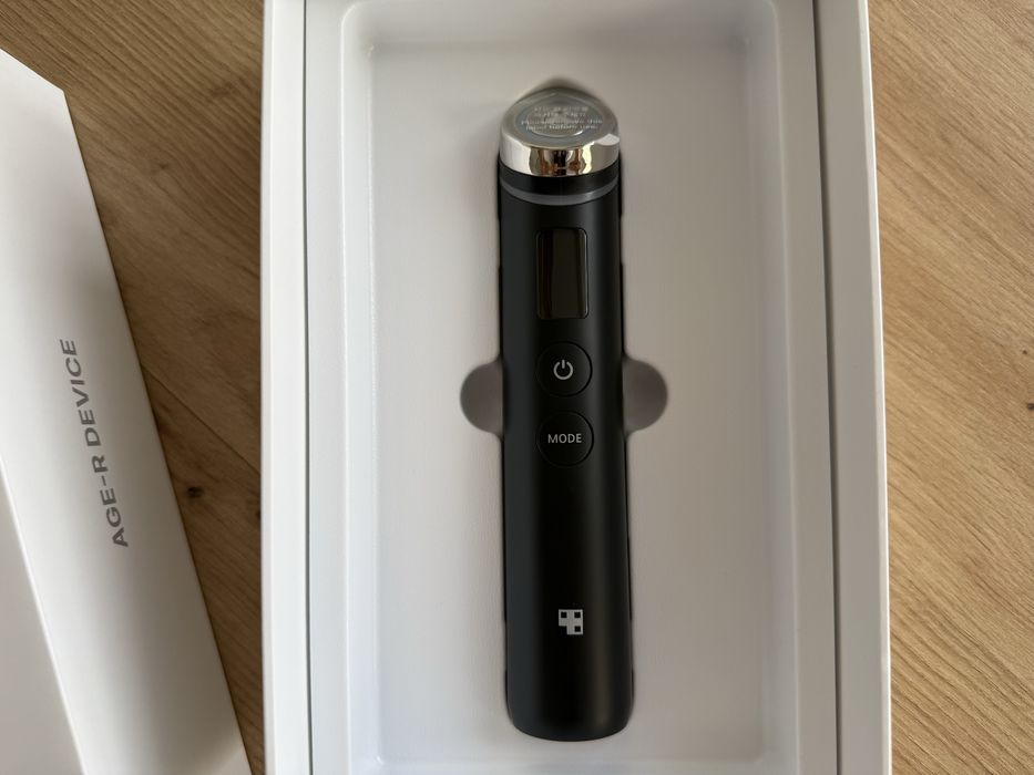 MediCube AGE-R Booster PRO Устройство за грижа за кожата