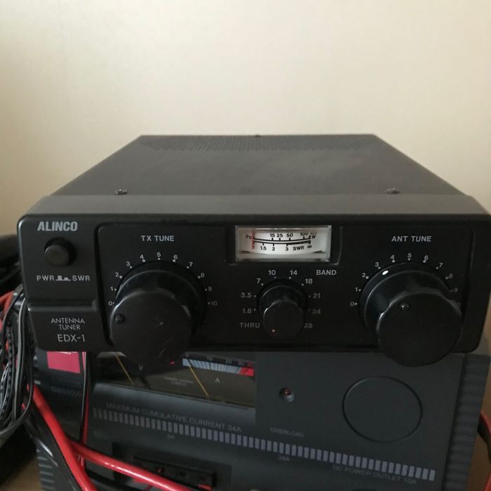 Трансивер FLEX-6300; антенный тюнер Alinco EDX-1