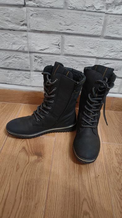Adidași UGG/ Ghete Ecco / Ghete Reiker
