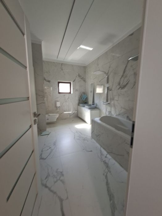 Mogosoaia  casa eleganta,f bine compartimentata în ce mai buna zona  lingă frf
