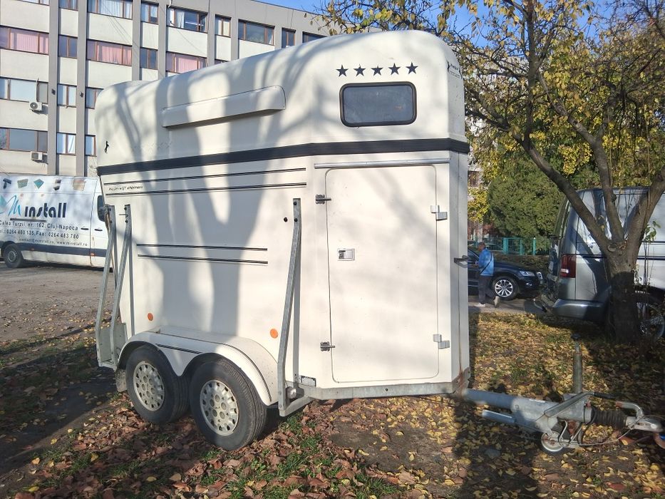 Remorca animale 1300 kg