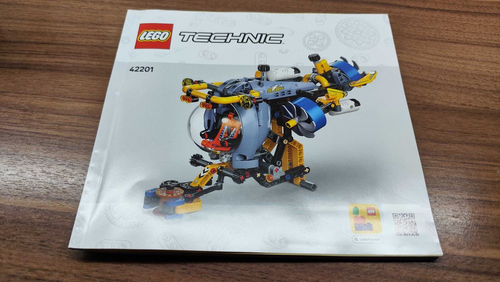 Lego Technic 42201 submarin