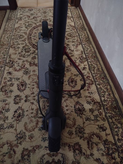 Самокат электро ксяоми