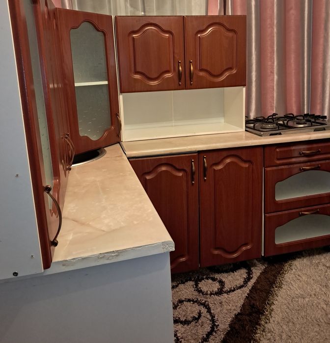 Кухонный гарнитур бу продам