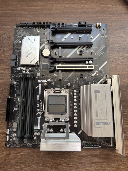 Placa de baza asus b850 plus wifi