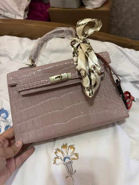 Сумка янги ишлатилмаган