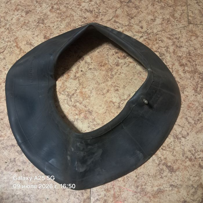 Камера R15 универсальная.
