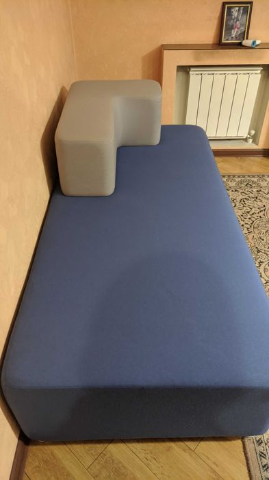 Продам два дивана