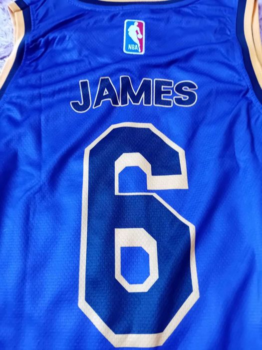 Чисто нов оригинален екип на Los Angelis Lakers - LeBron James