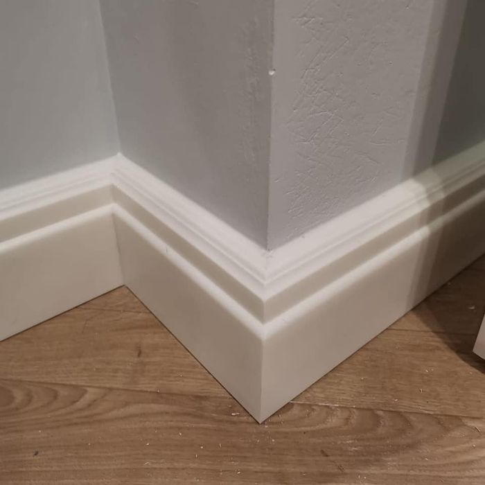 Установка плинтуса укладка ламинат молдинг