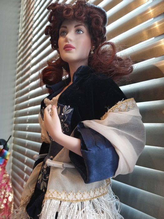 Порцеланова кукла Роуз - Титаник