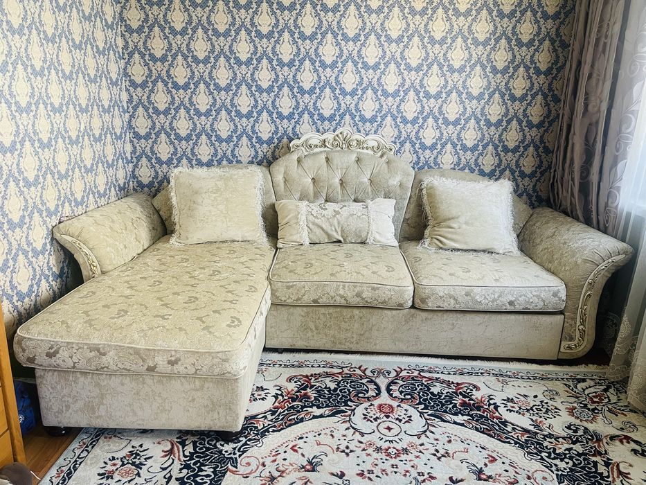 Угловой раскладной диван