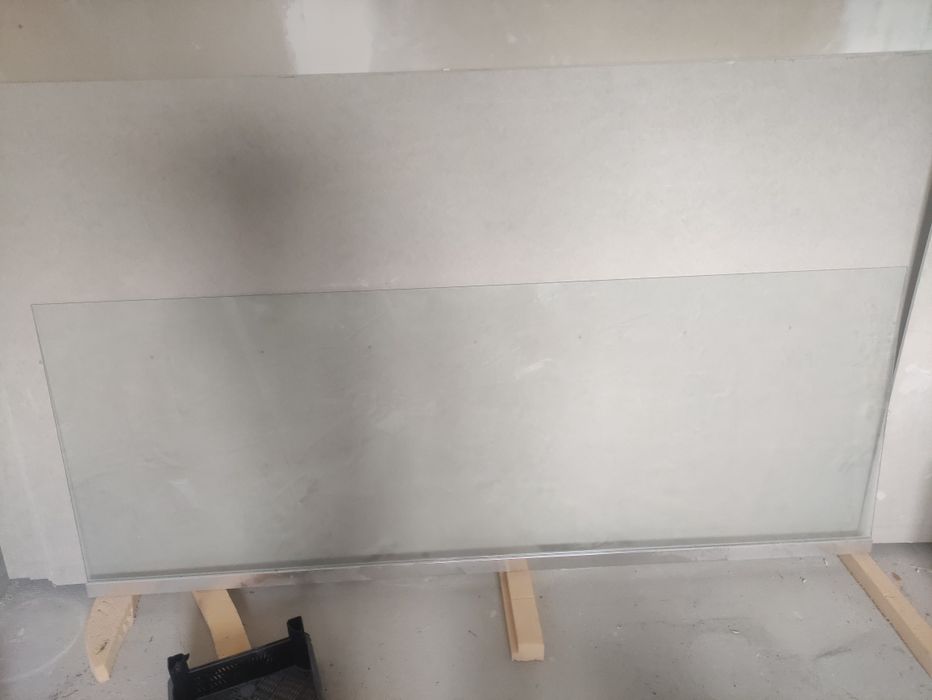 Perete dus  sticla 200x75x