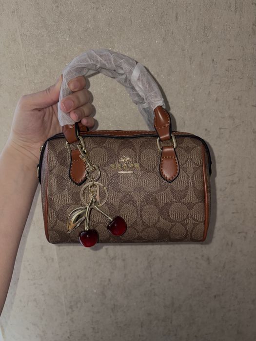 Продам сумки новые