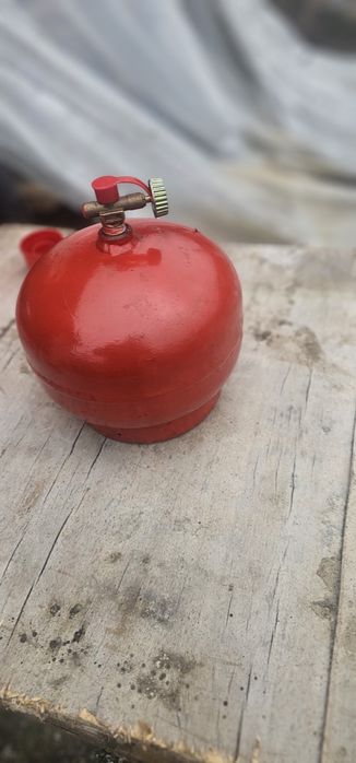 Туристическа газова бутилка
