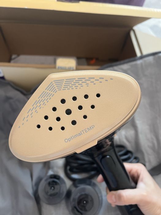 Уред за гладене с пара PHILIPS