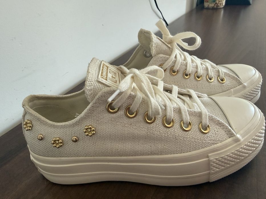 Tenisi converse