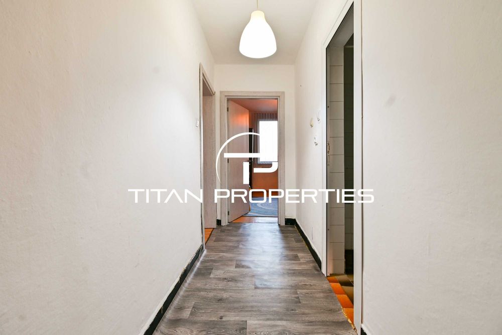 Дава се под наем Тристаен апартамент в София, Младост 1 - 96 кв.м за 612 € - Снимка #8