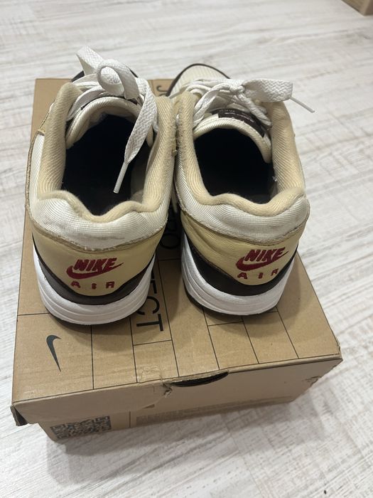 Маратонки марка NIKE