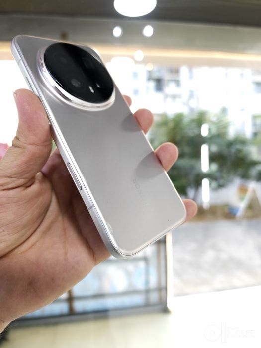 Honor magic 8 pro
