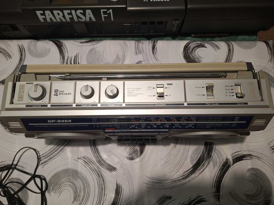 Радиокасетофон Шарп 5454