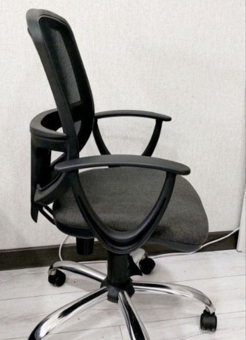 Кресло для офиса