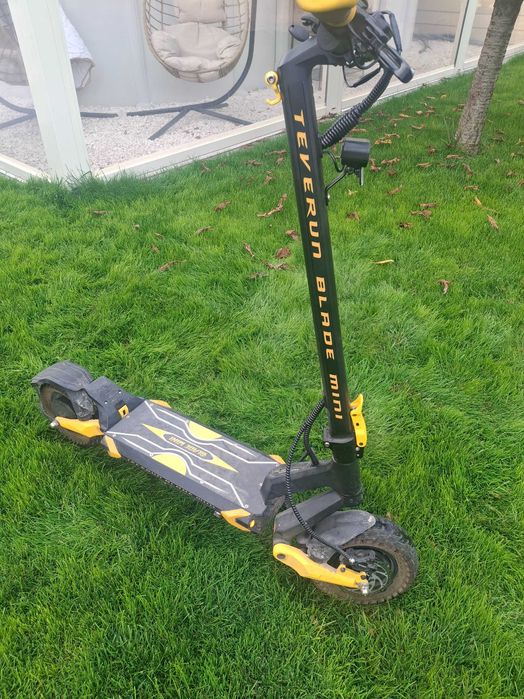 Електрическа тротинетка Blade Mini