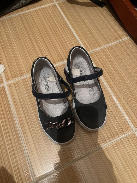 Обувь для девочки