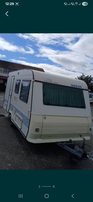Rulota Adria din 1997 la 4000euro
