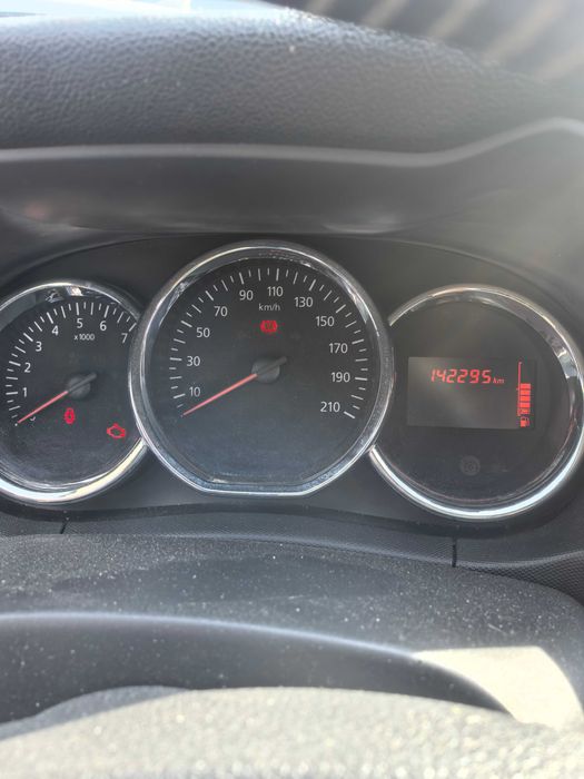 Vand Dacia Duster 2014