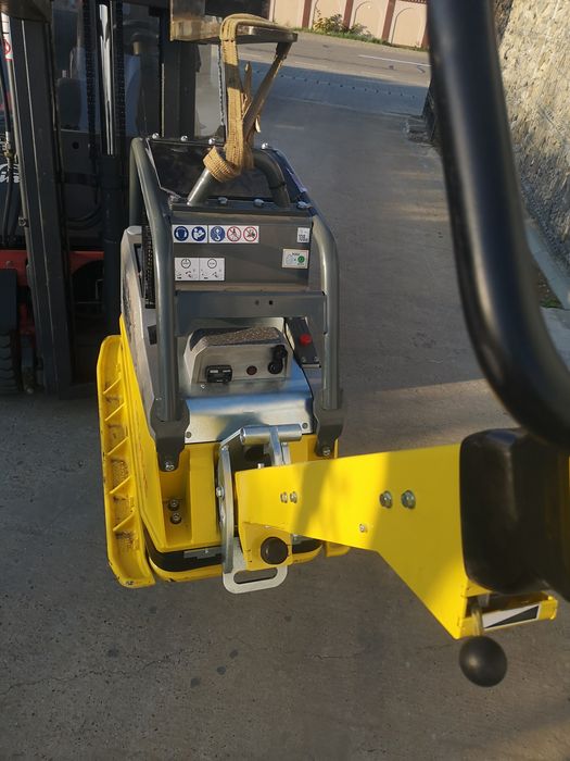 Placa compactoare WACKER DPU 4545 nou