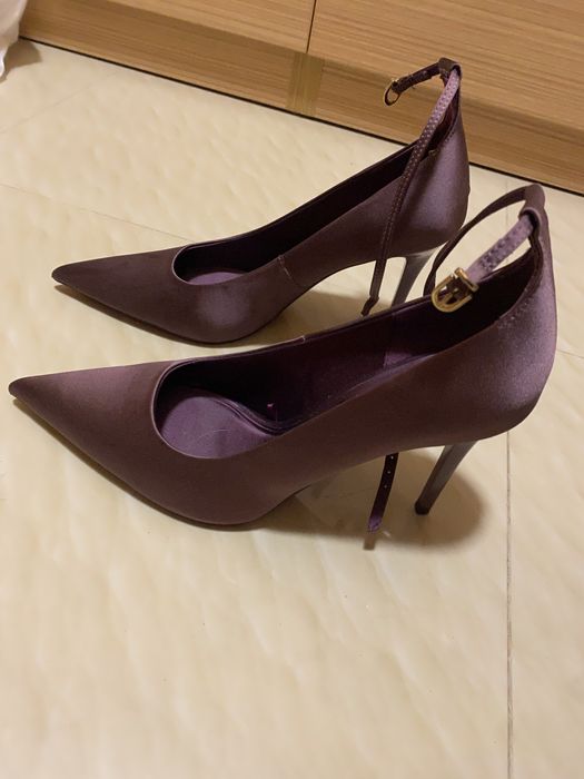 Токчета Zara сатен