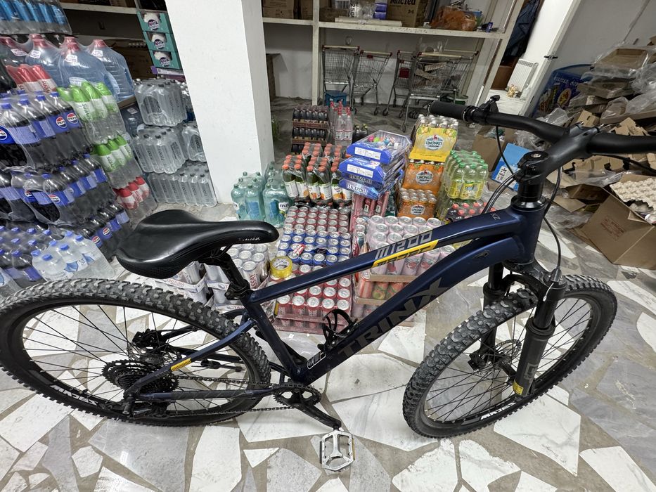 Велик модель TRINX хороший