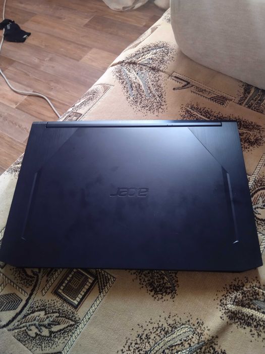Продам игровой ноутбук Acer Nitro 5