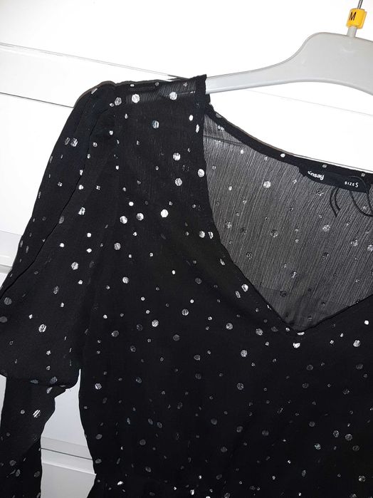 Bluza stralucitoare cu umeri bufanti TRANSPORT GRATUIT