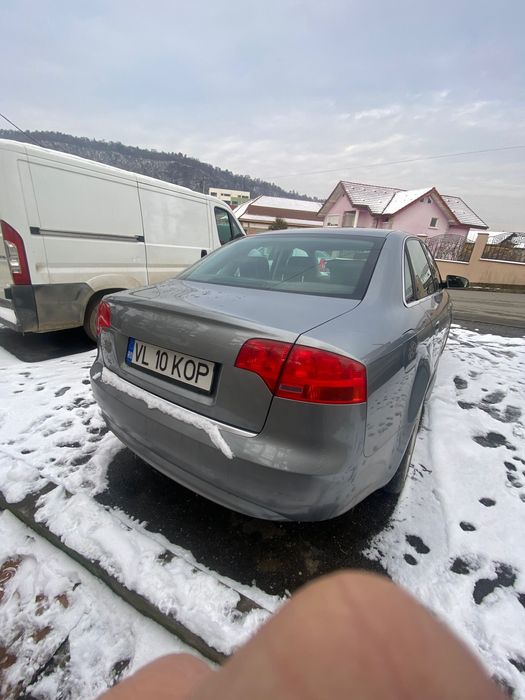 Vând aud a4 b7 an 2007