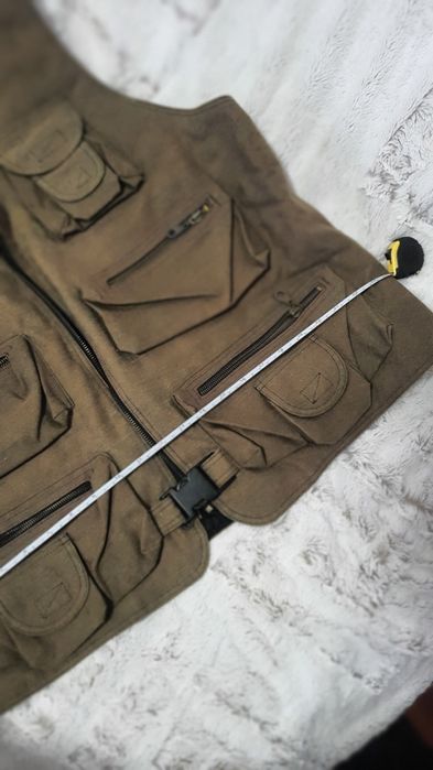 Мъжка жилетка, чисто нова, не е носена , шита по поръчка
