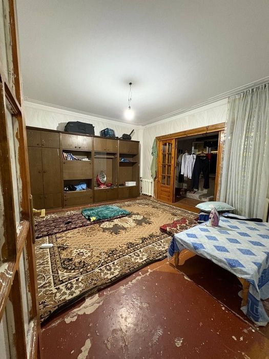 Срочно продам 3 комнатную квартиру Юнусабад  7