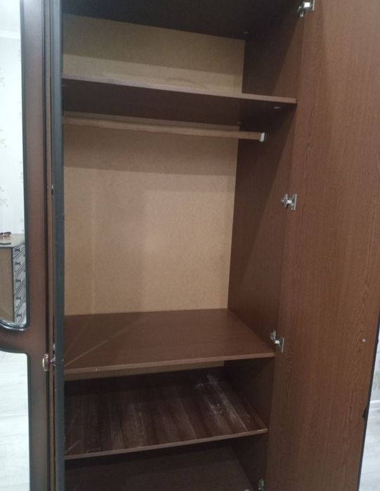 Шкаф/шифоньер сатылады.