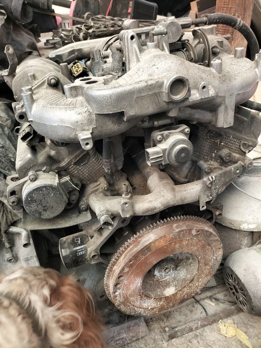 Продам двигатель Сузуки Витара 2.4 л.