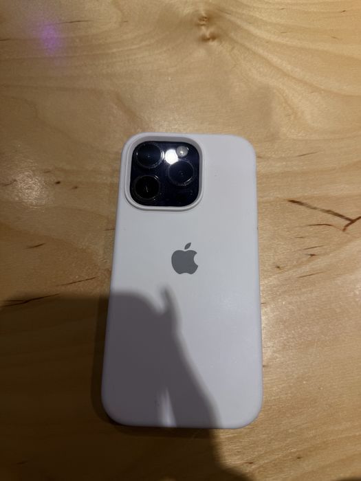 iPhone 14 pro в хорошем состоянии