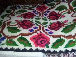 Cuverturi, cerge, țoale, pături din lana merinos, foarte moi si fine,