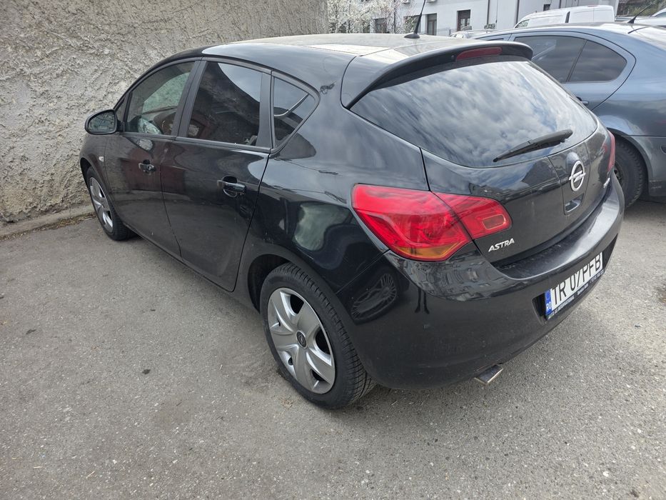 Opel Astra J 2011 GPL