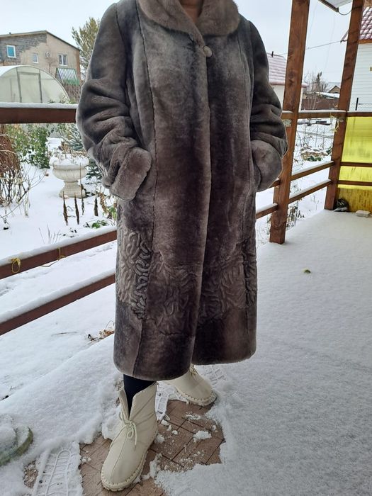 ,Продам мутоновую шубу